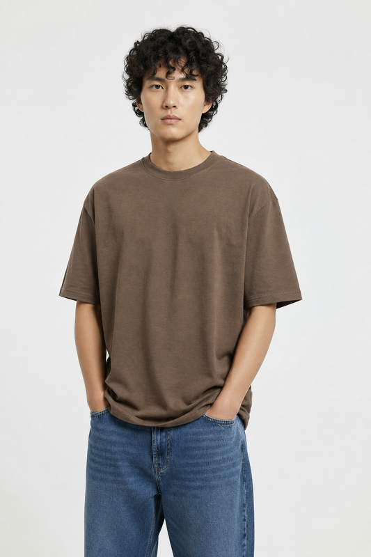 Polo marrón taupe con acabado más realista