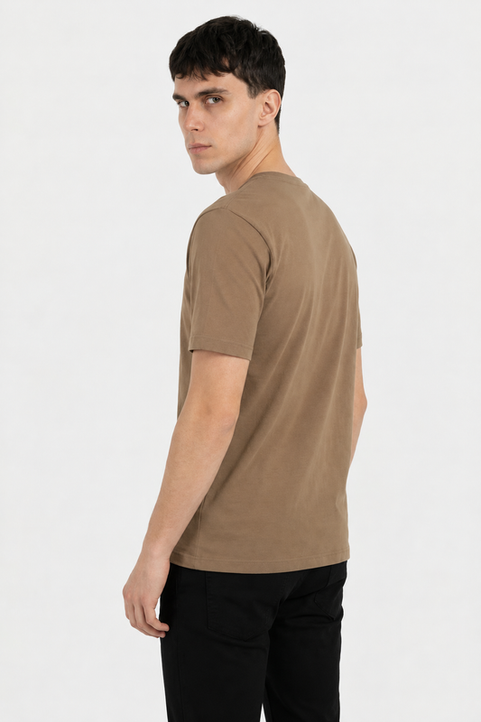 Segunda foto con el color del polo de la primera